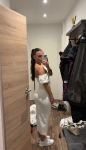 Do i look good in this dress part 3