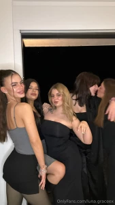 I was the one to get all of my girls to do of so thank me later y all