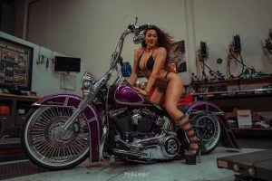 I love this shoot with jessie and the gang from low ballers mafia also