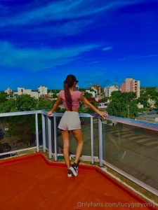 Which view is better baby