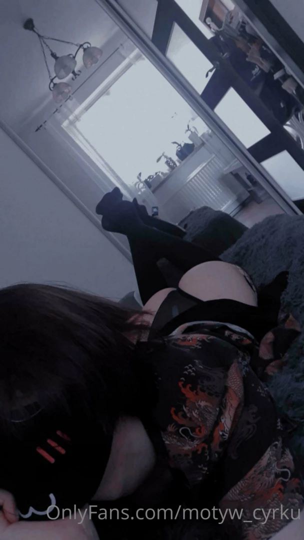 Dark elfboy butt owo part 1 