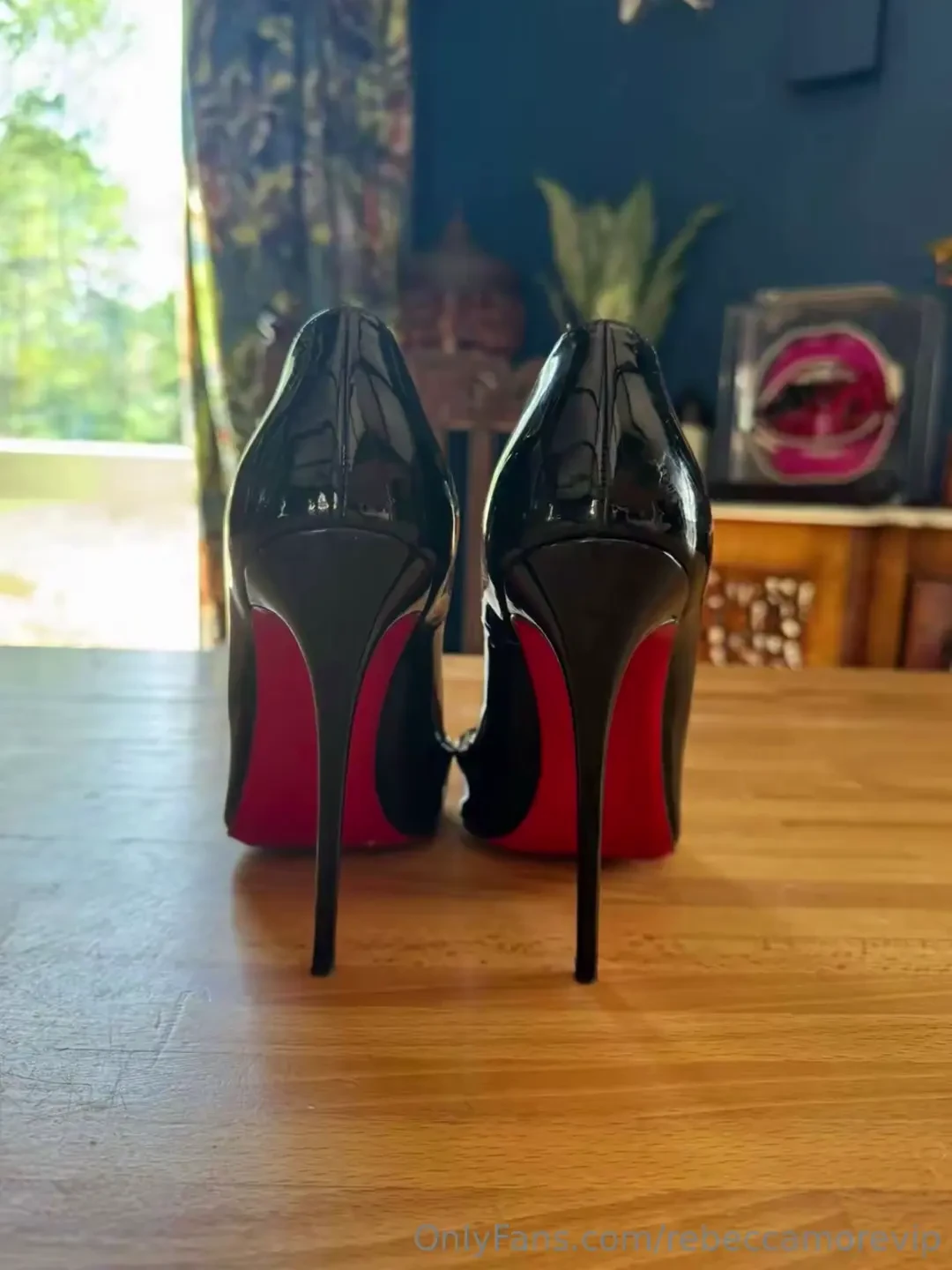 Sexy lingerie full sets thigh boots high class heels thongs bras 