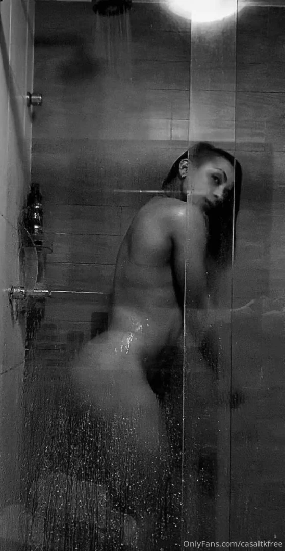 Eu sei que voc quer ver mais que tal vir ao meu vip hot karenfeaz 