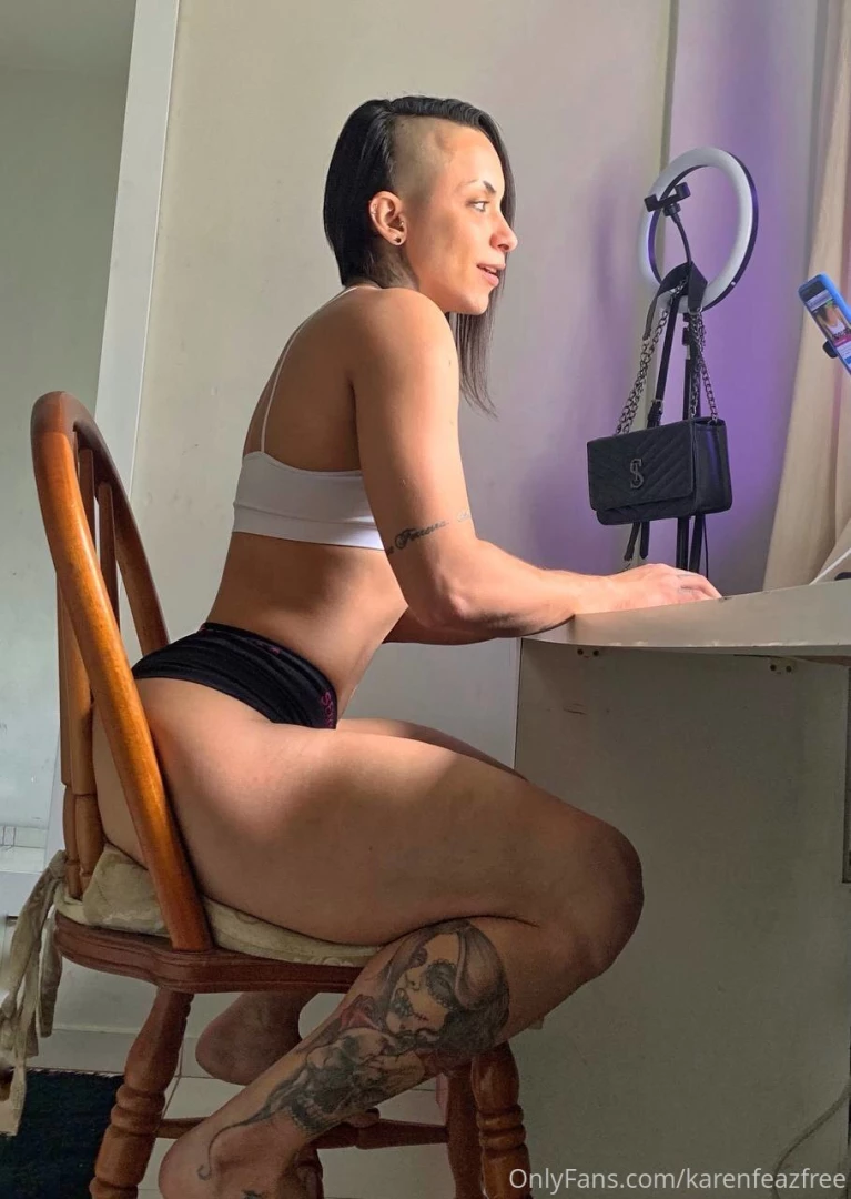 Oi beb eu sei que voc quer ver mais que tal vir ao meu vip hot te part 1 