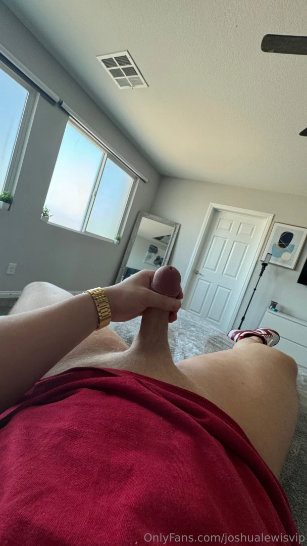 I want to take pics of you with my cock in your mouth 