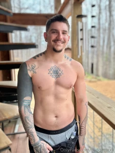 Slide 1 the boy slide 2 the slut