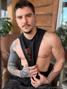 Who wants to see me go live on here