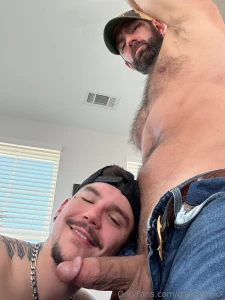 Big thick cocks make me soooo happy more to come with hunggaycock