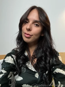 Every detail in this photo screams that i am made for pleasure just