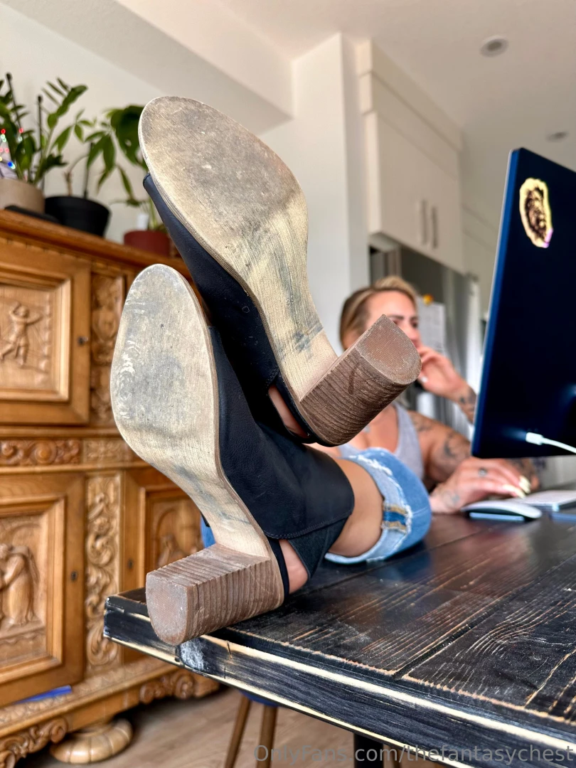 Working right through my lunch break today so i can head home early part 6 