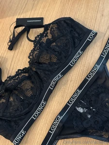 Who wants to see me in my new set dm me