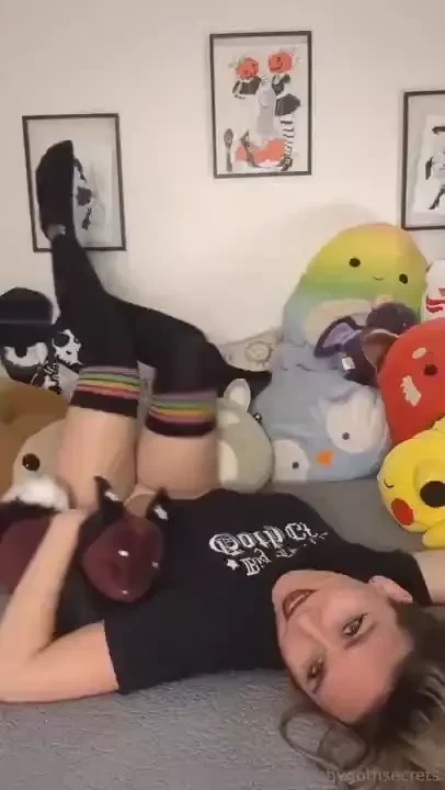 I m just a tired girl who loves naps 