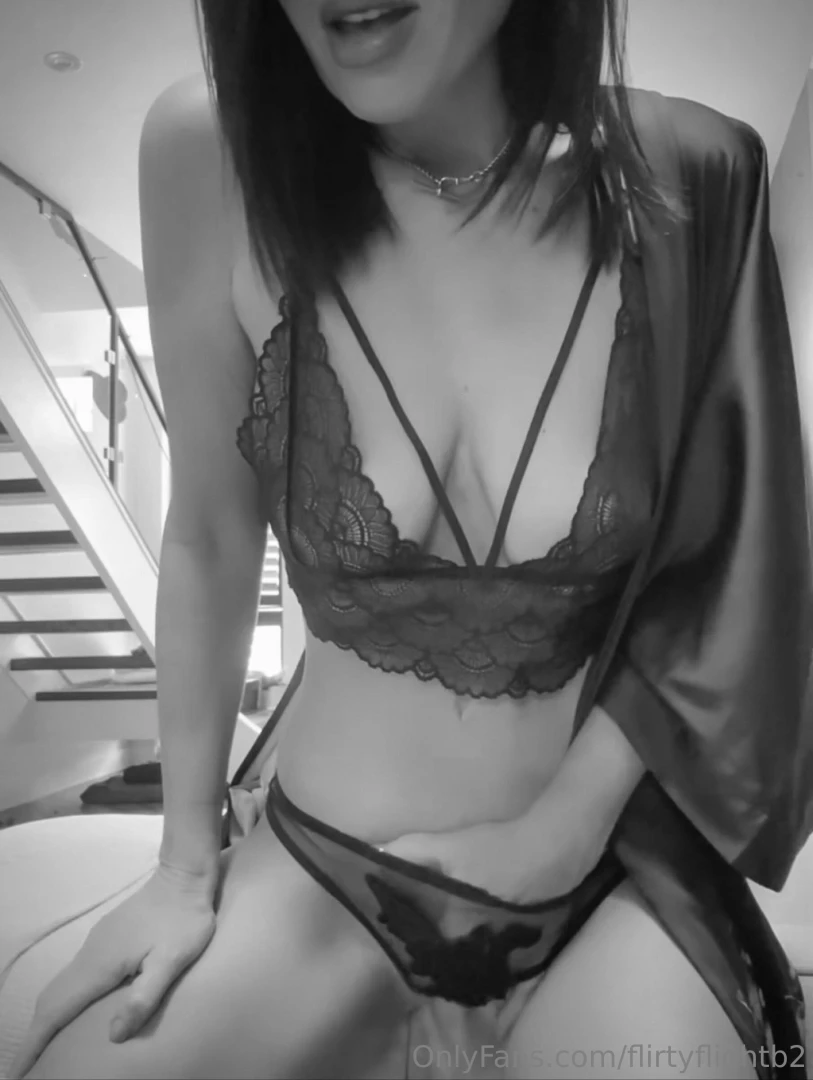 Hi babe i m feeling lonely 