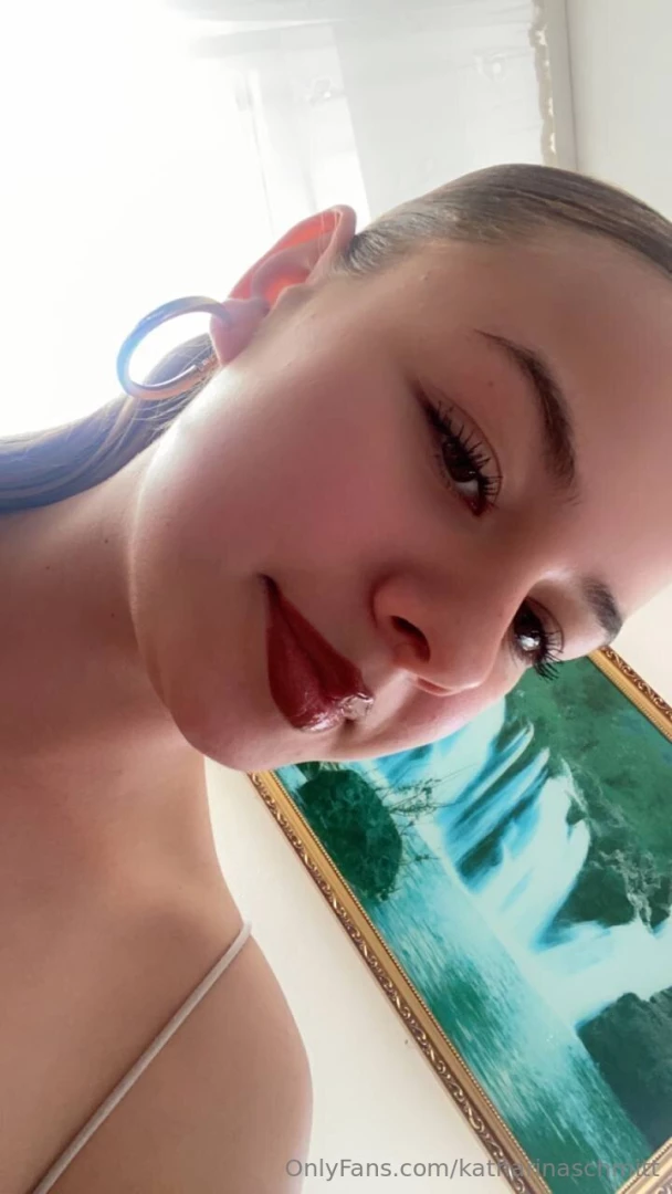 Hiii leute na was macht ihr an diesem entspannten sonntag heute so 