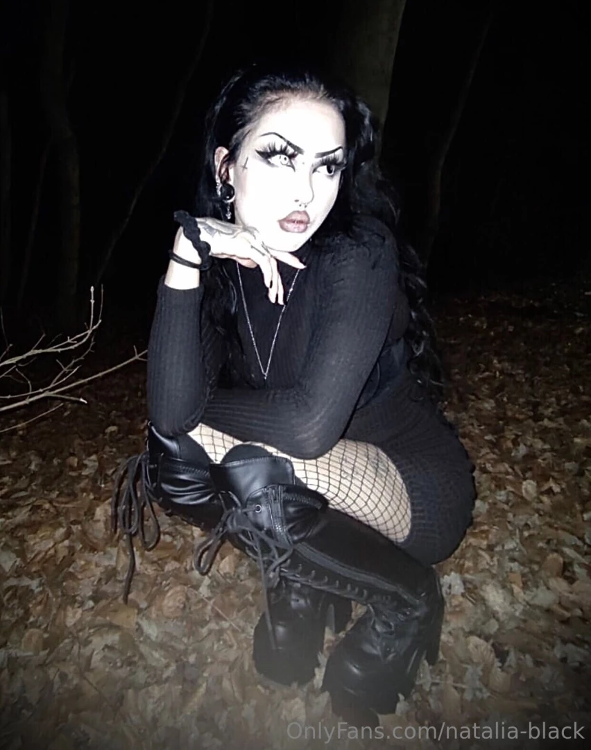 Hast du lust auf eine dunkle romanze im wald unsere herzen schlagen im 