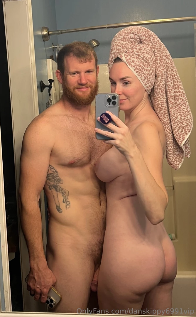 I love when tessapaigex smushes up against my cock 