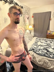 Happy valentine s day another year single sober and alone part 1