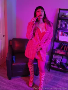 The red latex saga continues