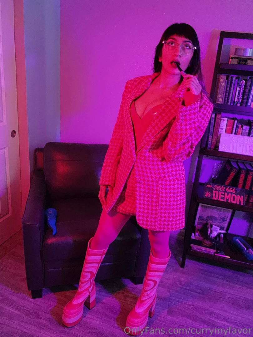 The red latex saga continues part 2 