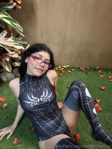 Shooting my webs just like how i will make you shoot part 1