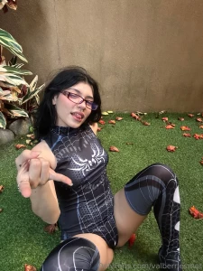 Shooting my webs just like how i will make you shoot