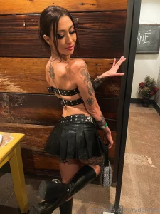 If you saw me at a party would you take me into a bathroom and make me