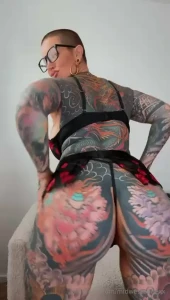 Would you let me give you a lap dance 5 - ehhh maybe 10 - lap dance i