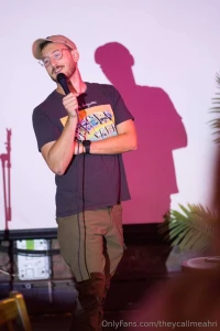 I pulled my back posing like this