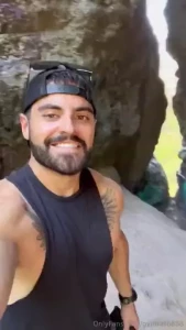 More outdoor fun dm if interested in the cumshot