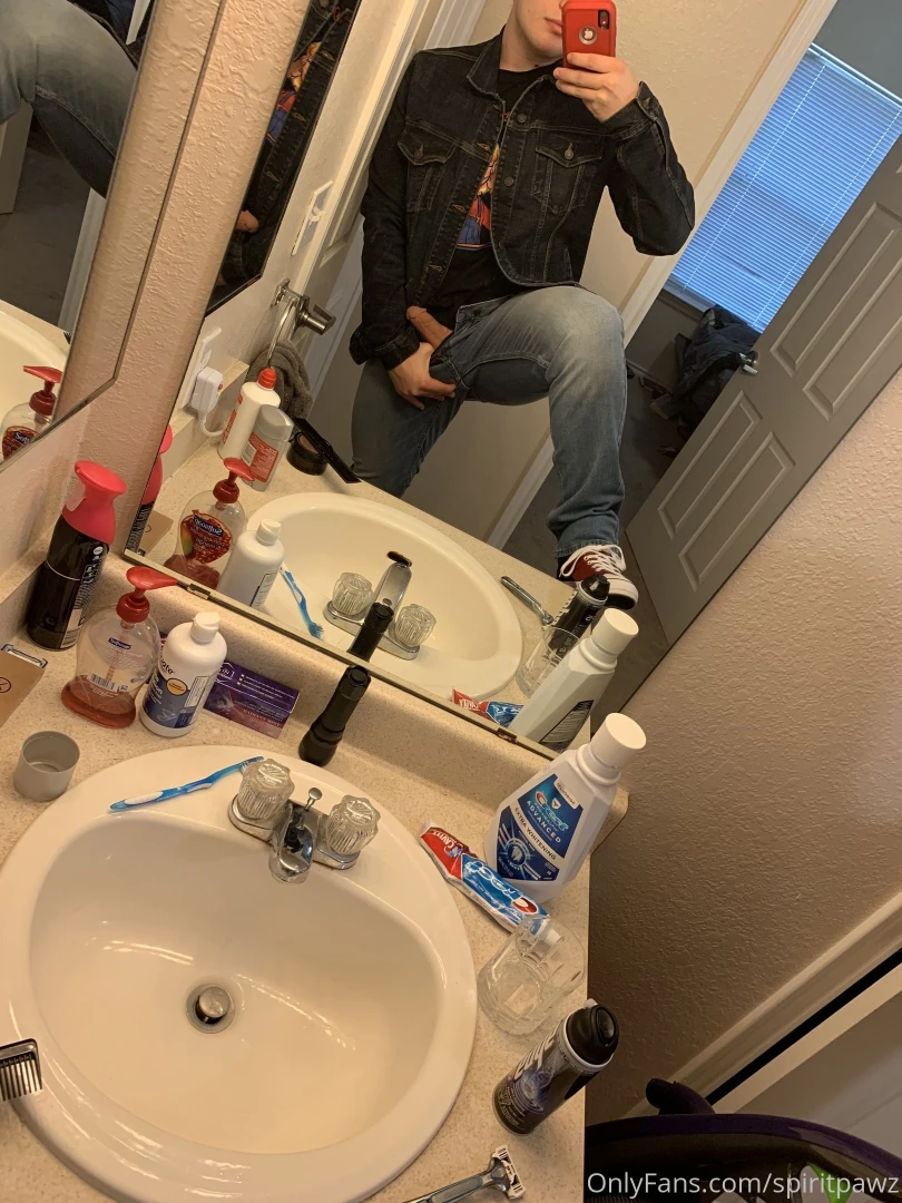 Post in my new outfit part 1 