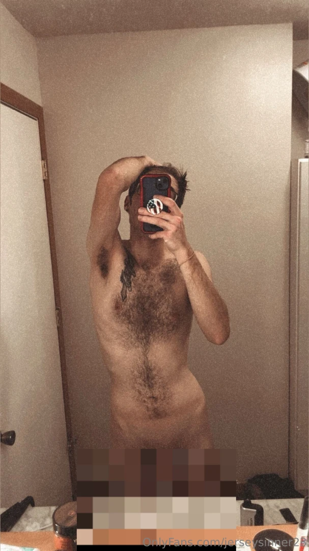 It s the weekend let s get naked and play 