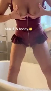 I was so desperate to pee i couldn t hold it any longer lactation