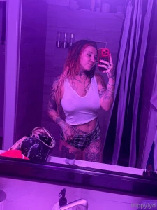 Dm me to see the bath pics