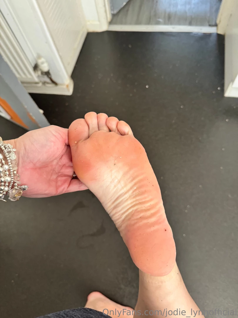 Sweaty feet today after the gym part 3 