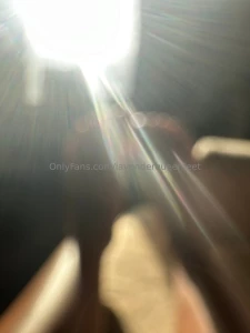 Feeling a bit gloomy over here my toes could definitely use a little