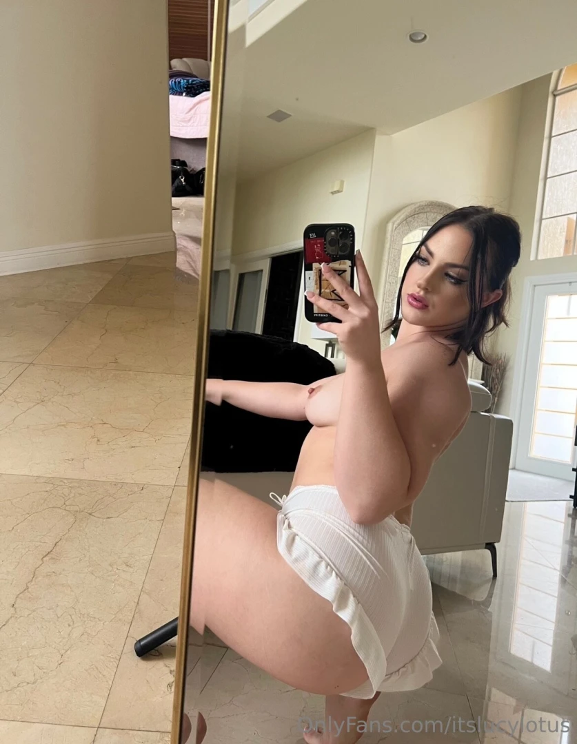 Love mirrors they show all of my angles 