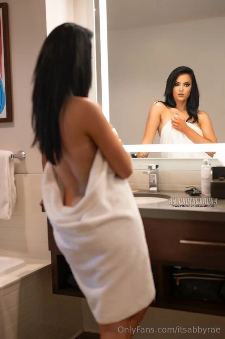 Happy friday whos ready for the weekend new solo video in your dms 