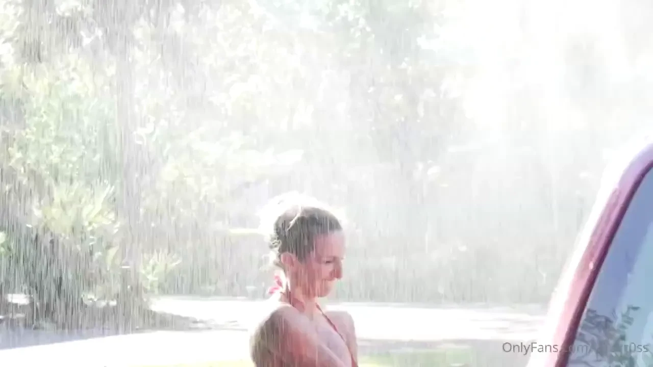 Starting a microbikini car washing full service anyone want in video 