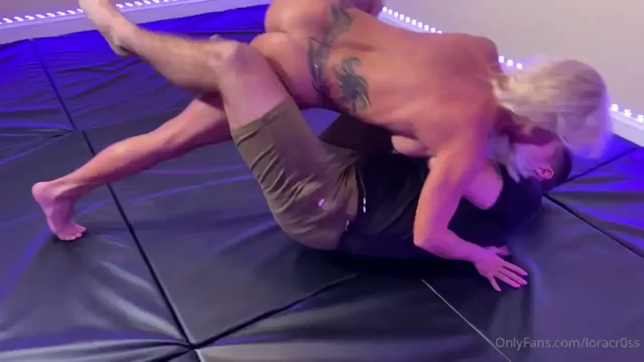 It is no secret that lora cross likes the sweaty art of wrestling she 