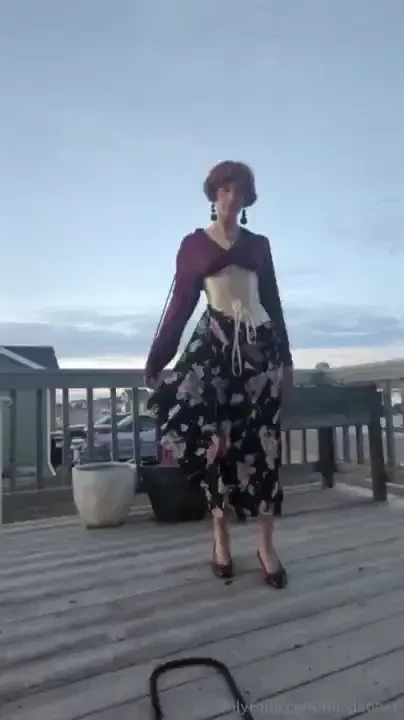 Free content with secret surprises if you purchase it ps it s titties 