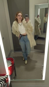 Unlock to see my cute titties i am officially back home but feeling a