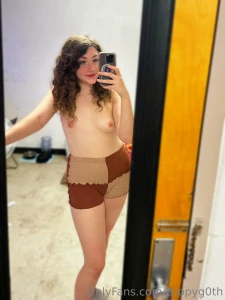 Your clothes would look nice on my bedroom floor part 36