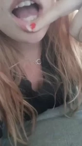 Lupasin p iv kirjastani julkaista teille jonkin kinkysession