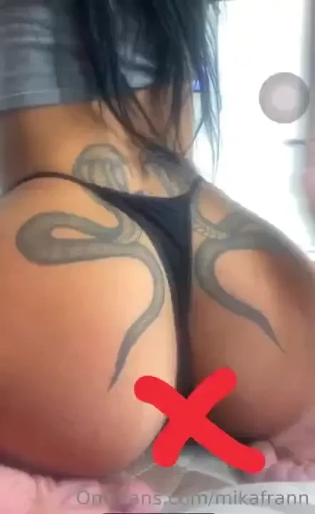 Si le das like a todas mis publicaciones hay nudes de regalo x md 