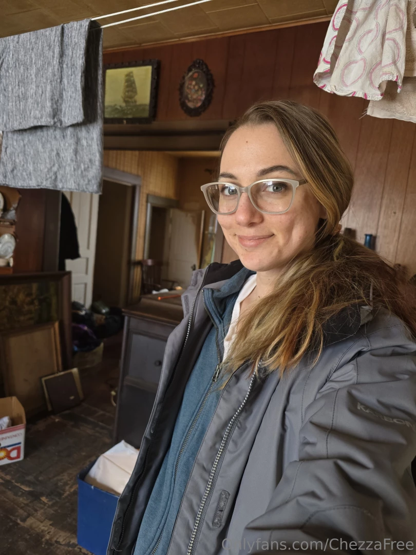 Cleaning up is mind numbing work how would you reward me after a long 