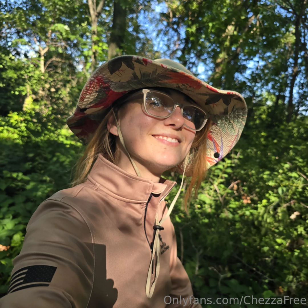 U wanna bang in the woods 