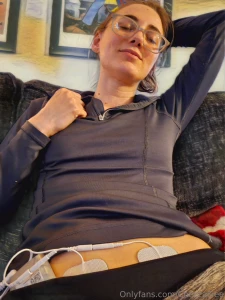 Women s pain tolerance is reportedly so high that when she says it s a