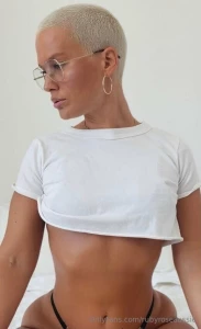 You might forget the pose but not the attitude