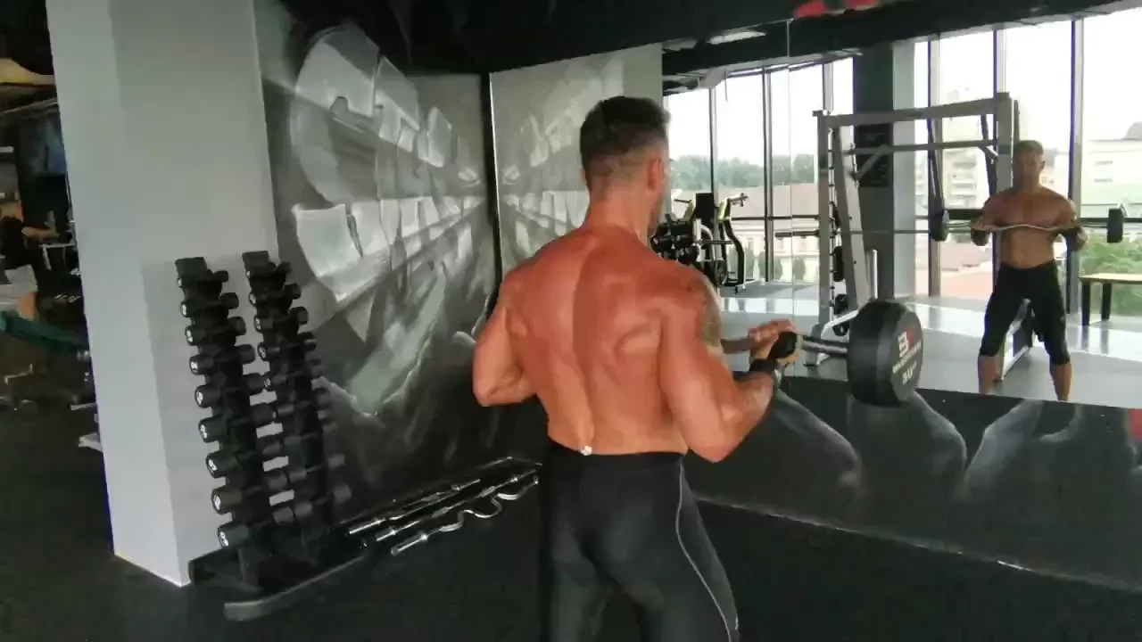 Hott day and hott body every day i go to looking good for you 