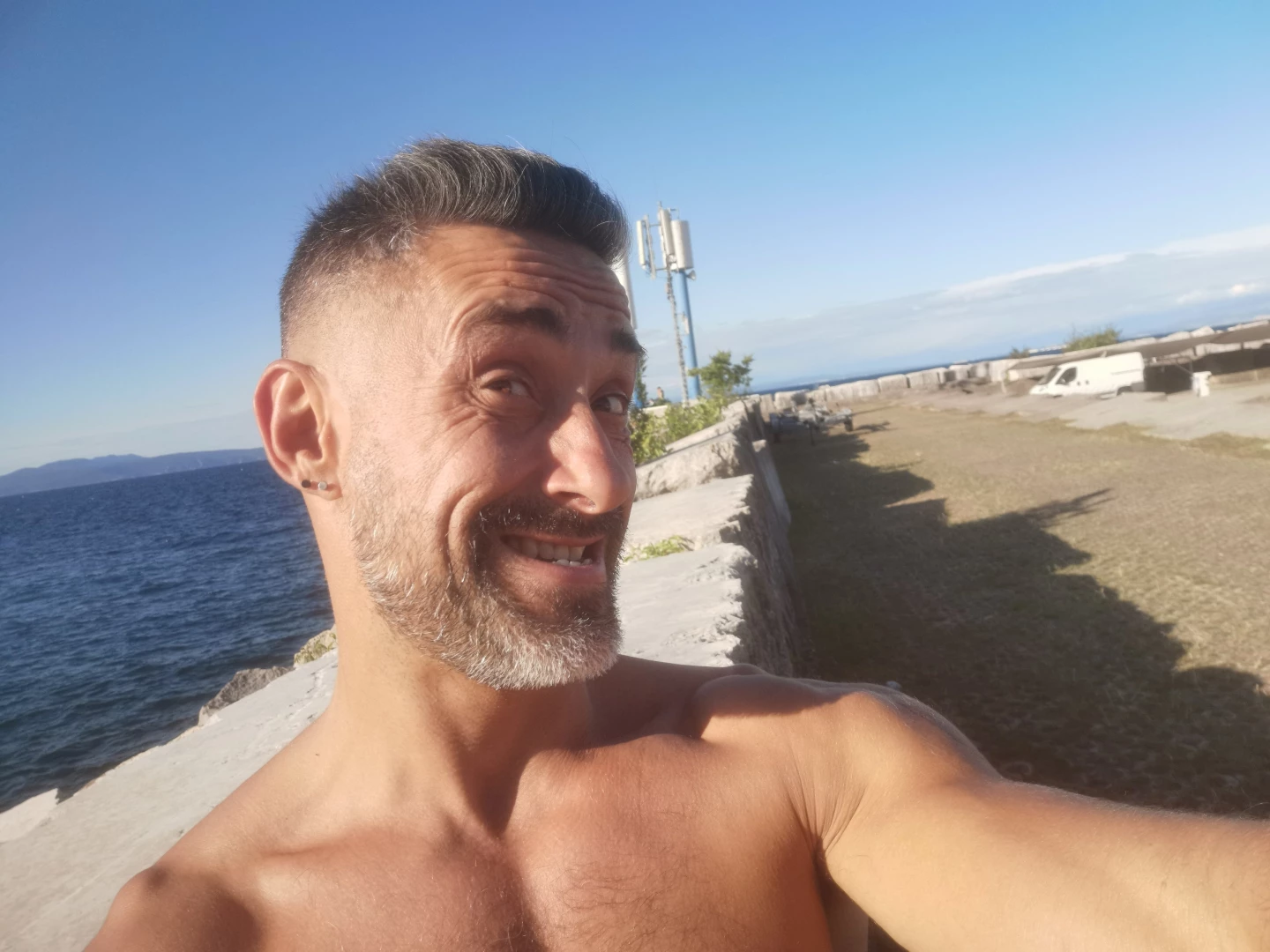 I am rady for a new content from fansly see you there after 1 october part 3 